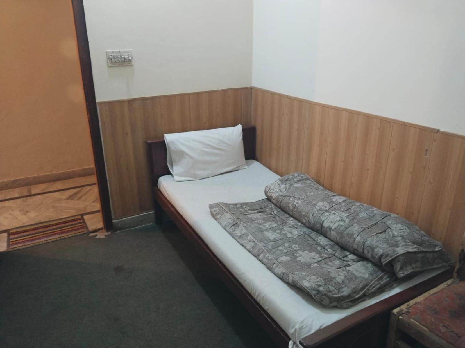 Shahzad Hotel راوالبيندي المظهر الخارجي الصورة